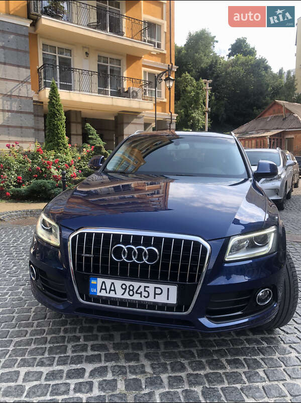 Позашляховик / Кросовер Audi Q5 2016 в Києві