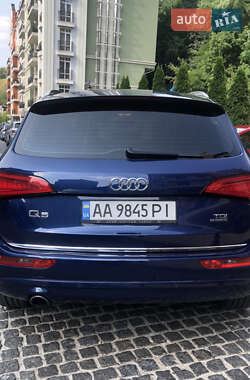 Позашляховик / Кросовер Audi Q5 2016 в 
