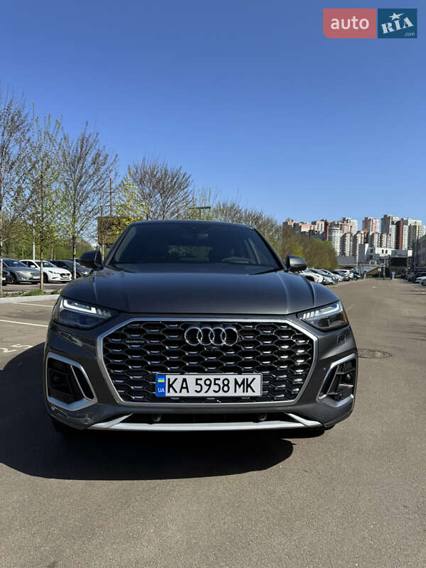 Внедорожник / Кроссовер Audi Q5 2023 в Киеве