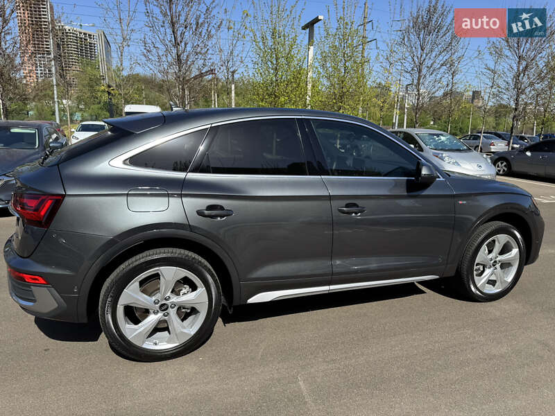 Внедорожник / Кроссовер Audi Q5 2023 в Киеве