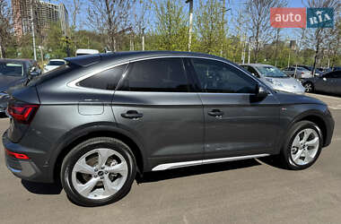 Внедорожник / Кроссовер Audi Q5 2023 в 