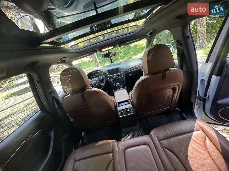 Позашляховик / Кросовер Audi Q5 2011 в Києві