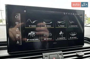 Внедорожник / Кроссовер Audi Q5 2023 в 