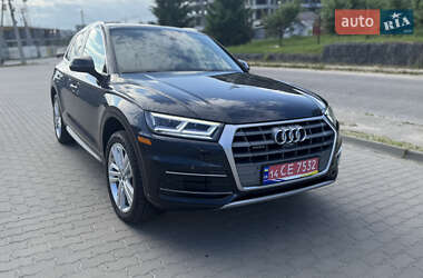 Позашляховик / Кросовер Audi Q5 2018 в Львові