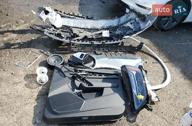 Внедорожник / Кроссовер Audi Q5 2021 в 