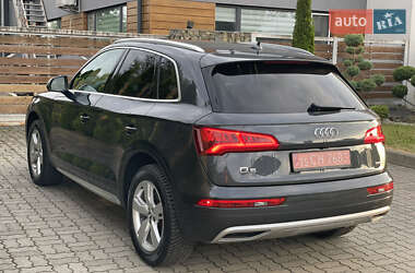 Внедорожник / Кроссовер Audi Q5 2019 в 