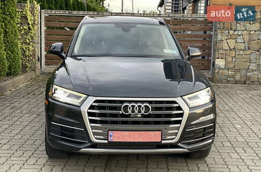 Внедорожник / Кроссовер Audi Q5 2019 в 