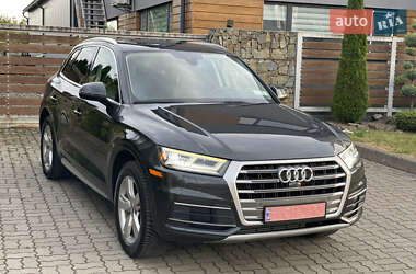 Внедорожник / Кроссовер Audi Q5 2019 в 