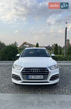 Внедорожник / Кроссовер Audi Q5 2019 в 