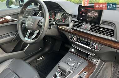 Внедорожник / Кроссовер Audi Q5 2019 в 