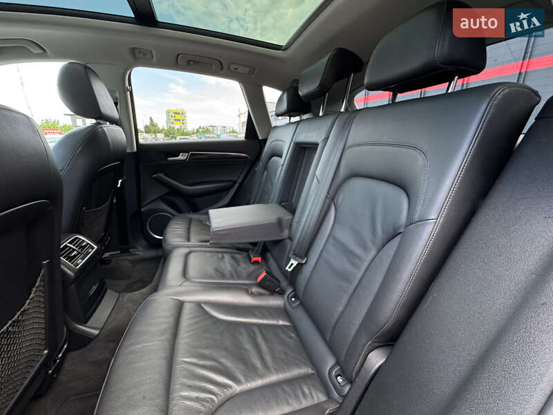 Позашляховик / Кросовер Audi Q5 2014 в Луцьку