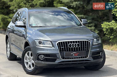 Внедорожник / Кроссовер Audi Q5 2015 в 