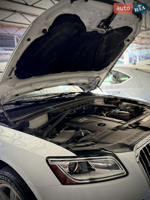 Внедорожник / Кроссовер Audi Q5 2016 в Одессе