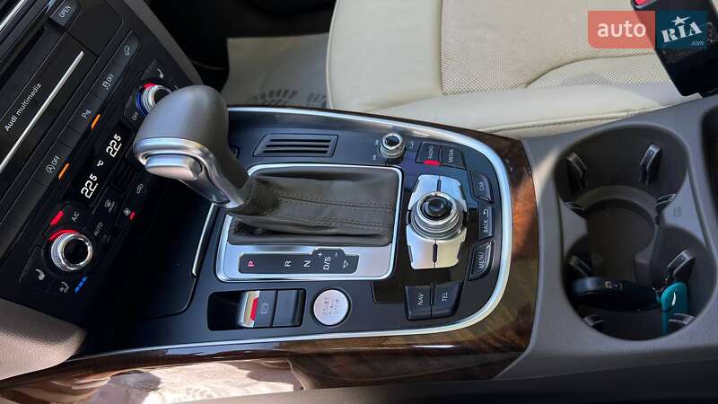 Позашляховик / Кросовер Audi Q5 2015 в Львові