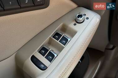 Внедорожник / Кроссовер Audi Q5 2015 в 