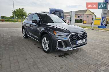 Внедорожник / Кроссовер Audi Q5 2020 в 