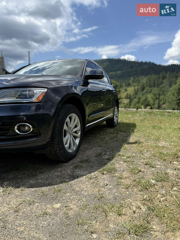 Внедорожник / Кроссовер Audi Q5 2015 в Сколе