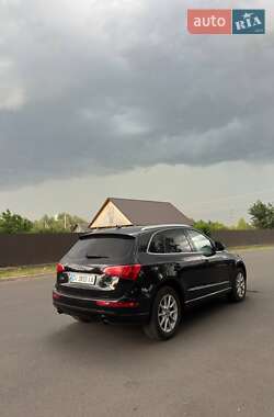Внедорожник / Кроссовер Audi Q5 2010 в 