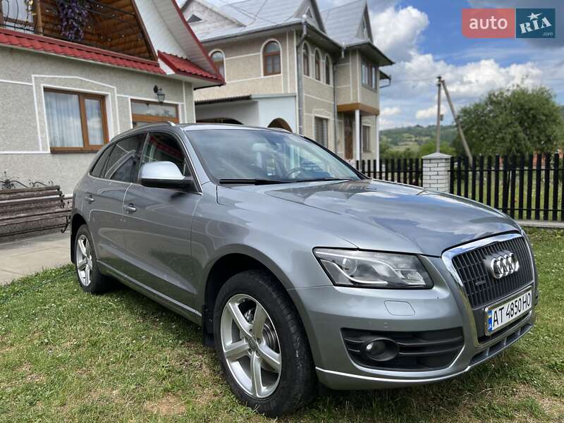 Внедорожник / Кроссовер Audi Q5 2011 в Надворной