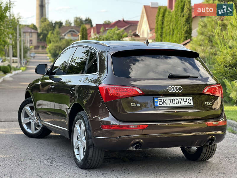 Позашляховик / Кросовер Audi Q5 2010 в Рівному