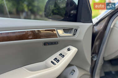 Внедорожник / Кроссовер Audi Q5 2010 в 