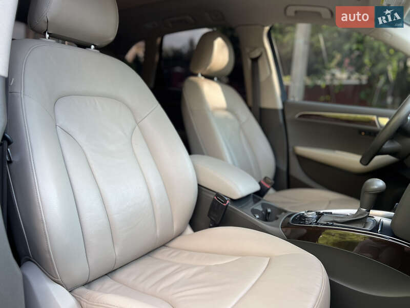 Позашляховик / Кросовер Audi Q5 2010 в Рівному