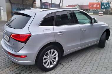 Позашляховик / Кросовер Audi Q5 2015 в 