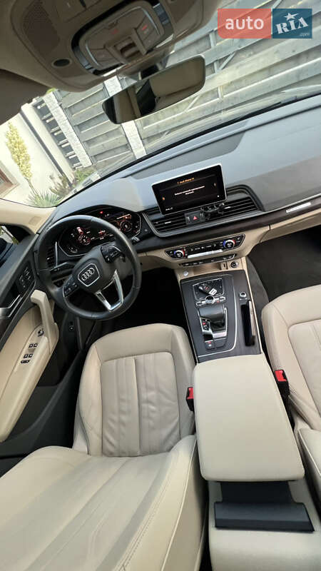 Внедорожник / Кроссовер Audi Q5 2019 в Львове фото 5 Внедорожник / Кроссовер Audi Q5 2019 в Львове