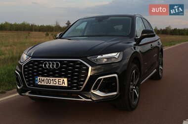 Позашляховик / Кросовер Audi Q5 2021 в Києві