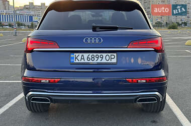 Внедорожник / Кроссовер Audi Q5 2021 в 