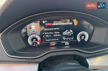 Внедорожник / Кроссовер Audi Q5 2021 в 