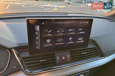 Внедорожник / Кроссовер Audi Q5 2021 в 