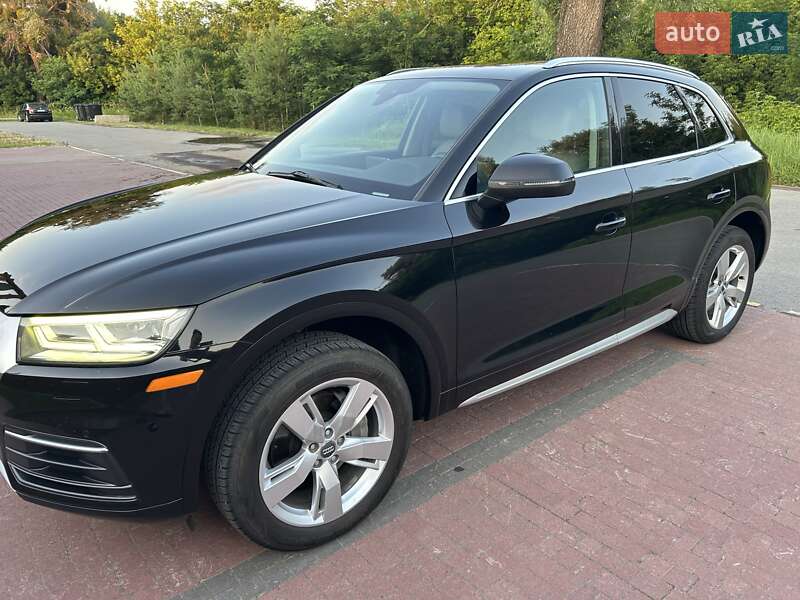 Позашляховик / Кросовер Audi Q5 2018 в Києві