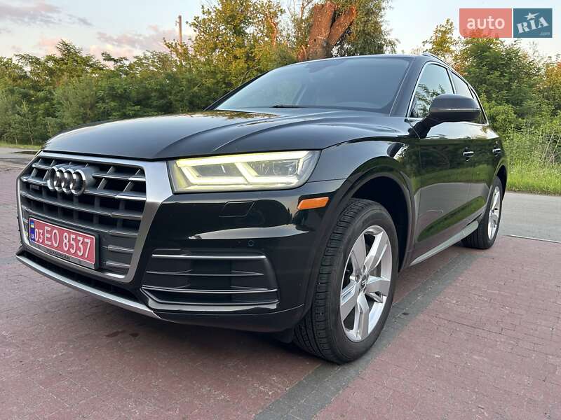 Позашляховик / Кросовер Audi Q5 2018 в Києві