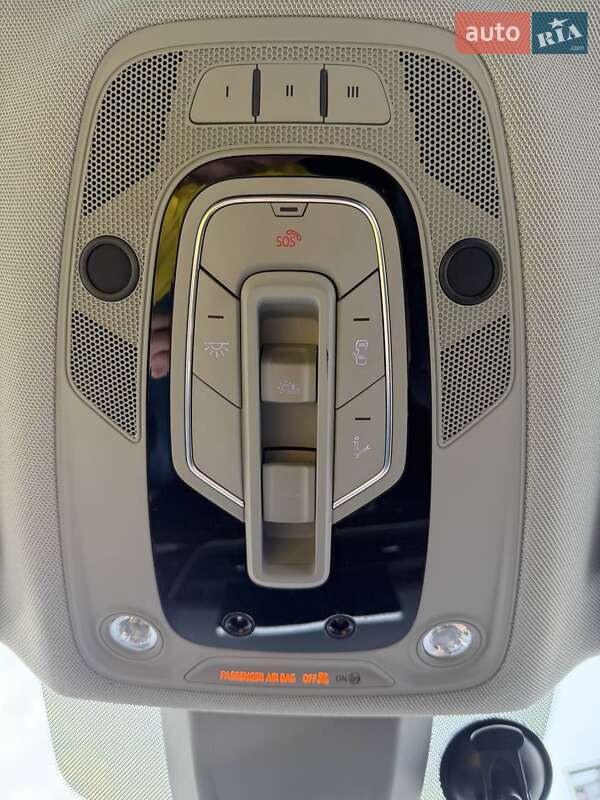 Позашляховик / Кросовер Audi Q5 2020 в Києві