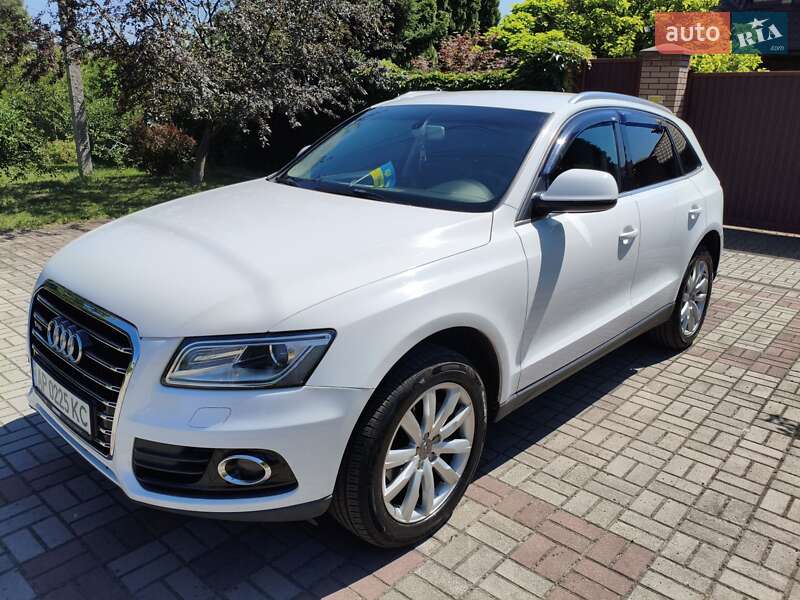 Позашляховик / Кросовер Audi Q5 2012 в Запоріжжі