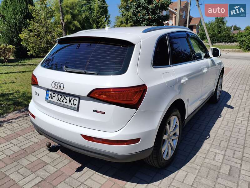 Позашляховик / Кросовер Audi Q5 2012 в Запоріжжі