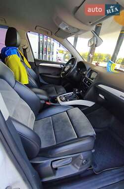 Внедорожник / Кроссовер Audi Q5 2012 в 
