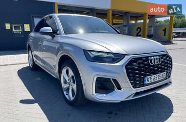Позашляховик / Кросовер Audi Q5 2021 в 