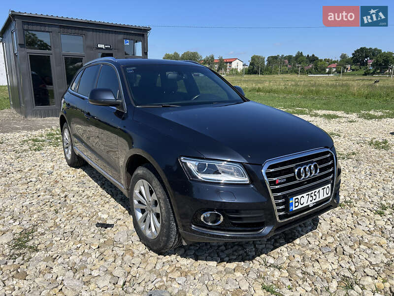 Позашляховик / Кросовер Audi Q5 2012 в Новому Яричеві