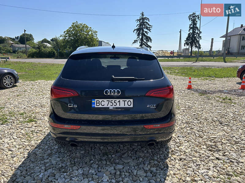 Позашляховик / Кросовер Audi Q5 2012 в Новому Яричеві