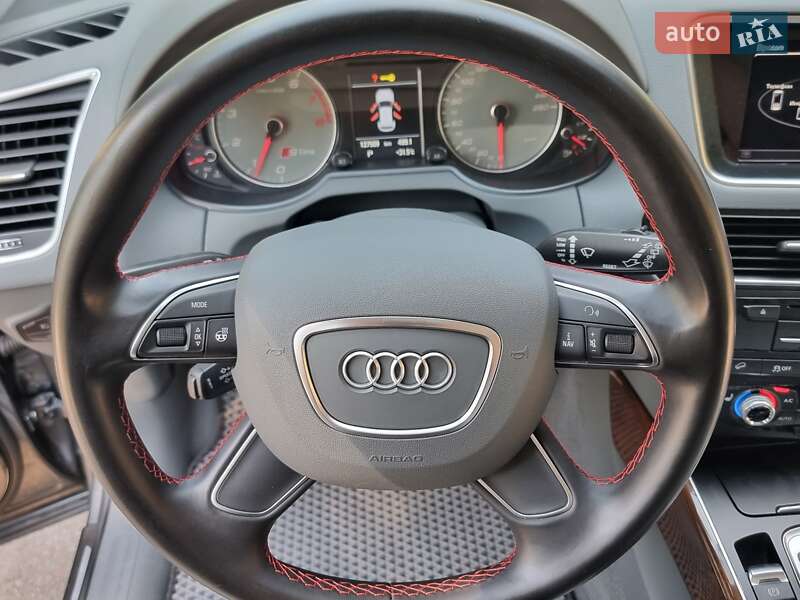 Внедорожник / Кроссовер Audi Q5 2014 в Киеве