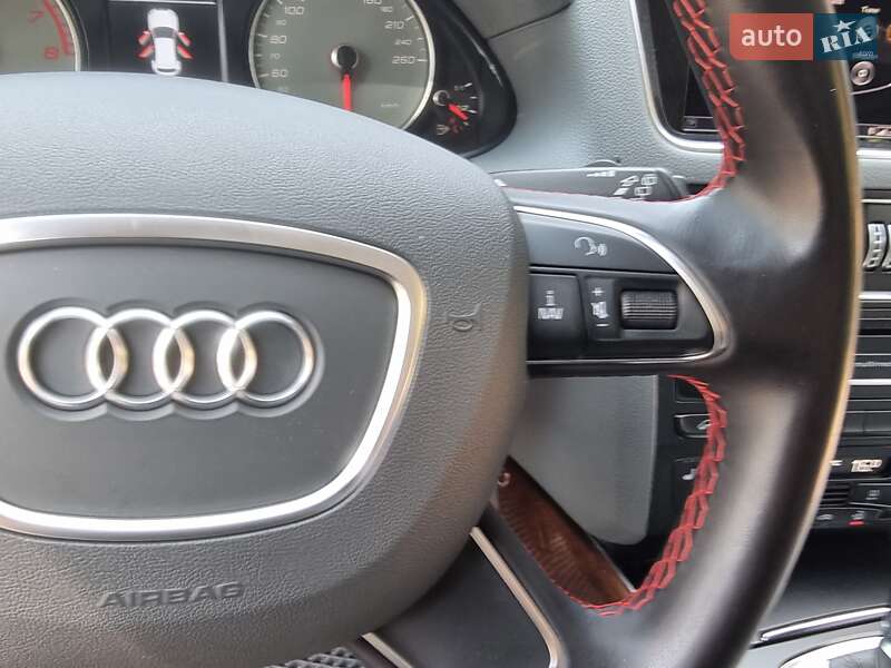Внедорожник / Кроссовер Audi Q5 2014 в Киеве
