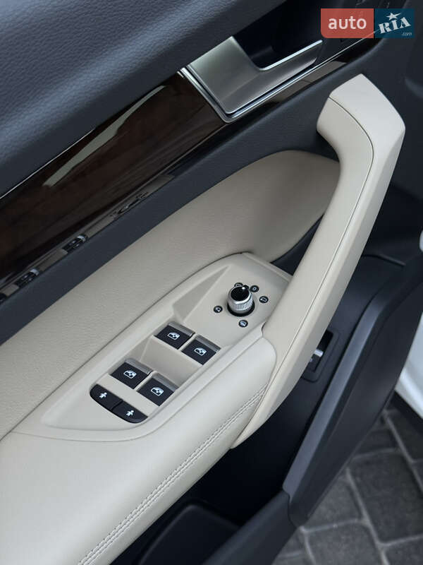 Позашляховик / Кросовер Audi Q5 2019 в Одесі