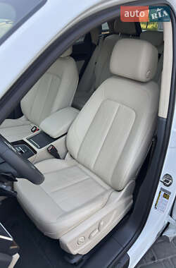 Внедорожник / Кроссовер Audi Q5 2019 в 