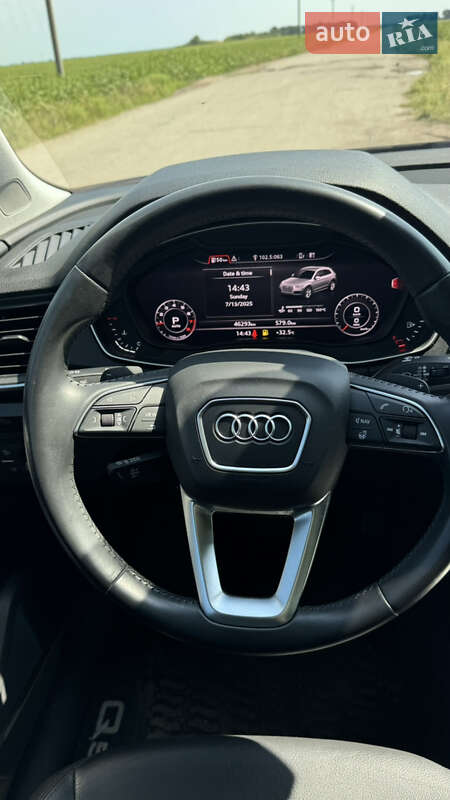 Внедорожник / Кроссовер Audi Q5 2019 в Днепре