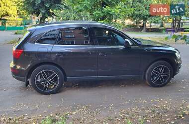 Внедорожник / Кроссовер Audi Q5 2012 в 