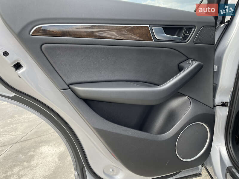 Позашляховик / Кросовер Audi Q5 2016 в Києві