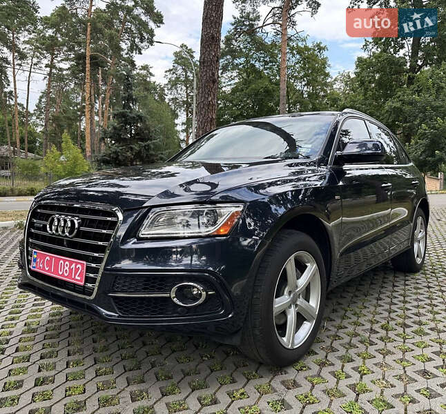 Позашляховик / Кросовер Audi Q5 2016 в 