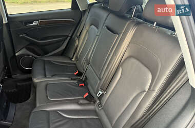 Внедорожник / Кроссовер Audi Q5 2016 в 